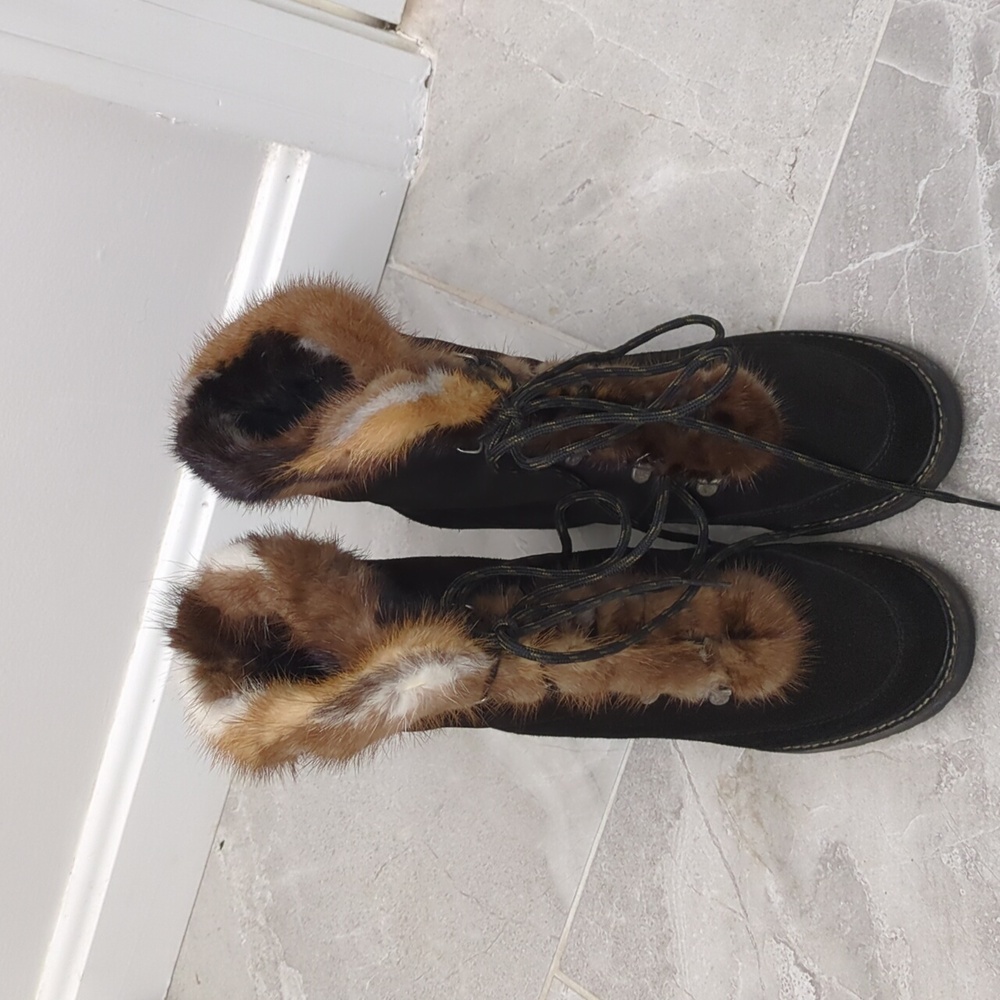 Stuart Weitzman booties
